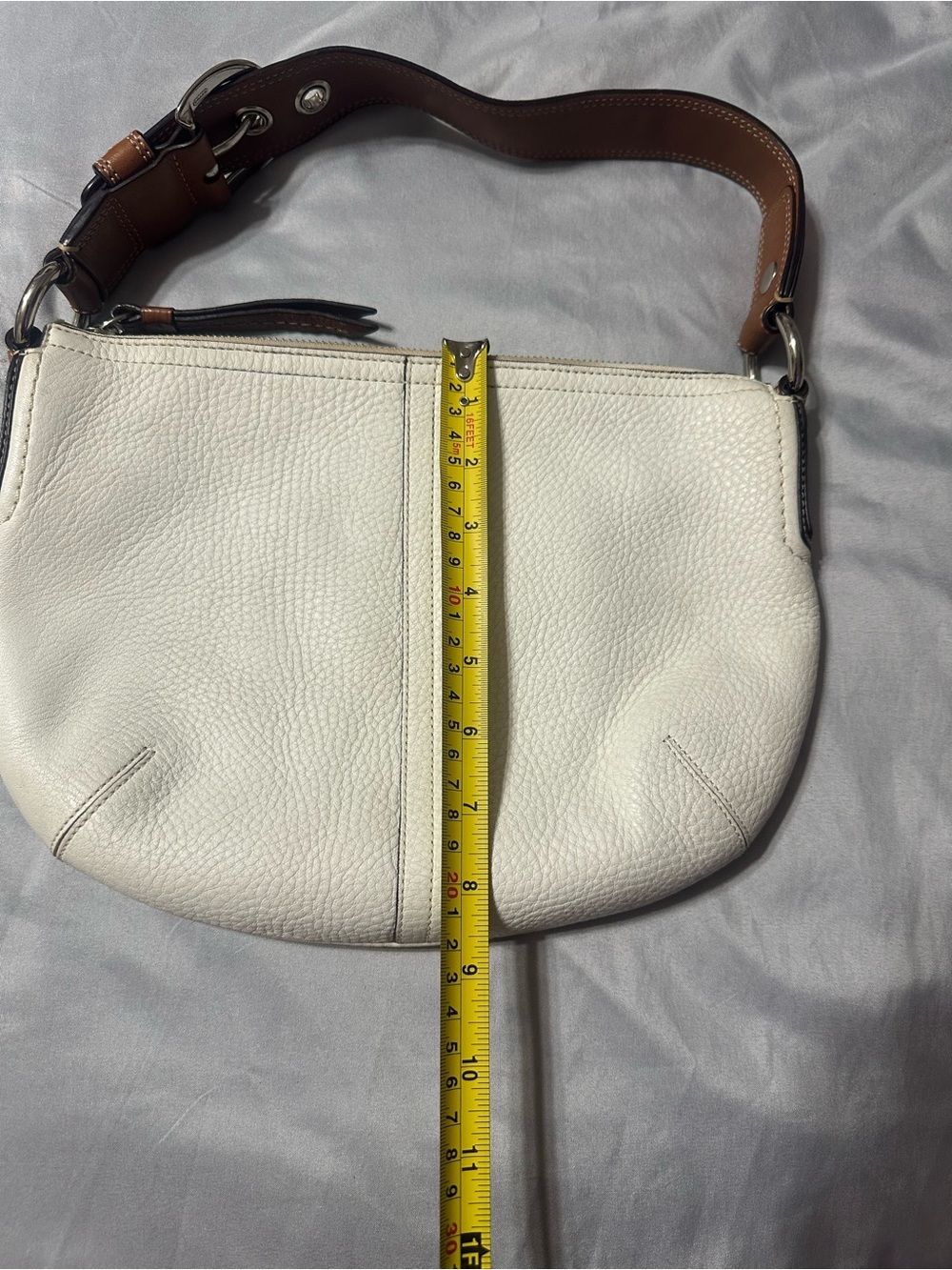COACH HANDBAG - Picture 8 of 10